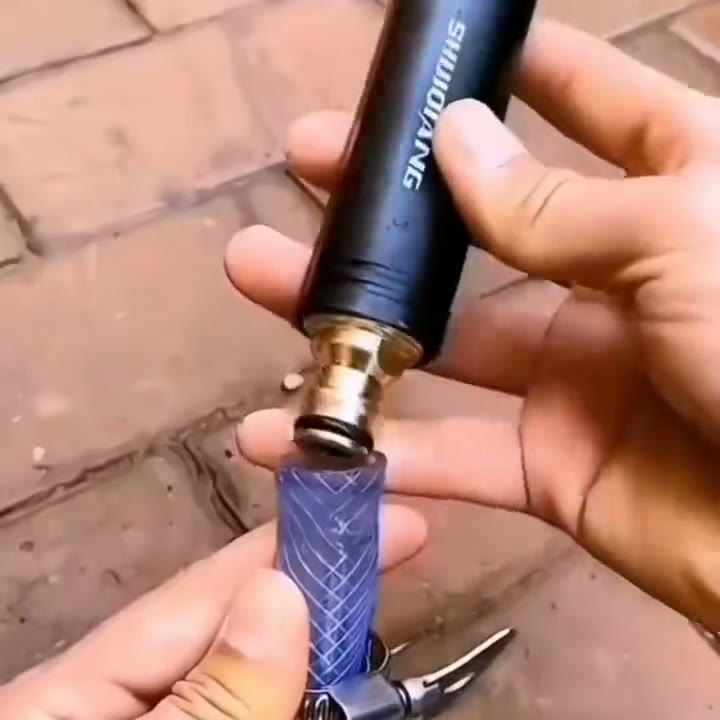 Boquilla conectándose a la manguera