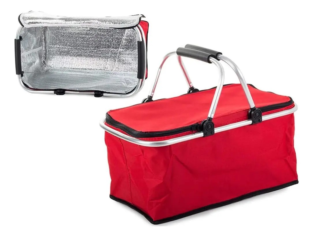 Cooler plegable armado con la tapa abierta y el forro plateado
