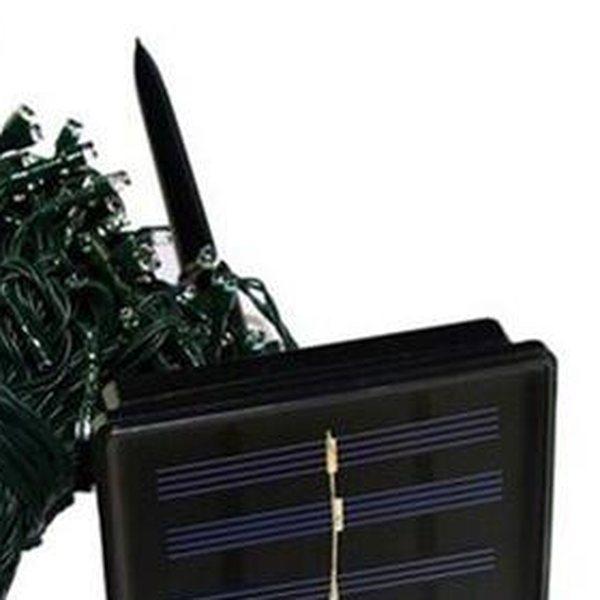 Panel solar cuadrado con su estaca